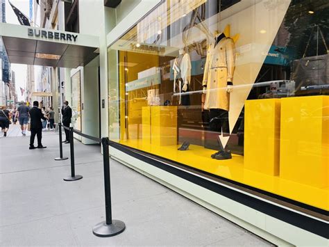 burberry store new york|burberry outlet new york.